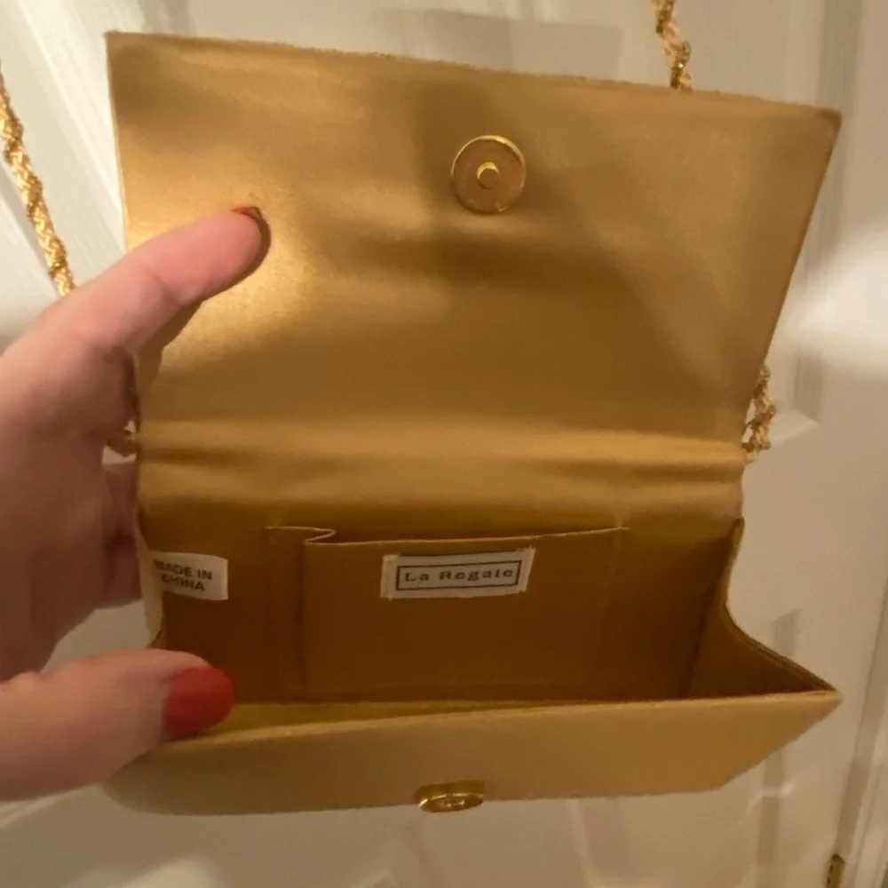 LA Ragale  gold clutch - Picture 4 of 4